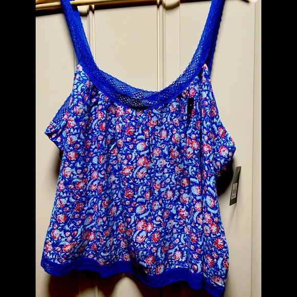 🆕NWT- LUCKY BRAND FLORAL CROP TOP - Picture 2 of 7